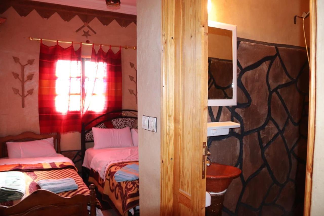 Maison D'Hotes La Vallee Des Nomades Msemrir Zimmer foto
